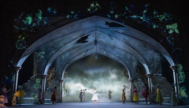 ROH_Cinderella_Szene_Copyright Royal Opera House London