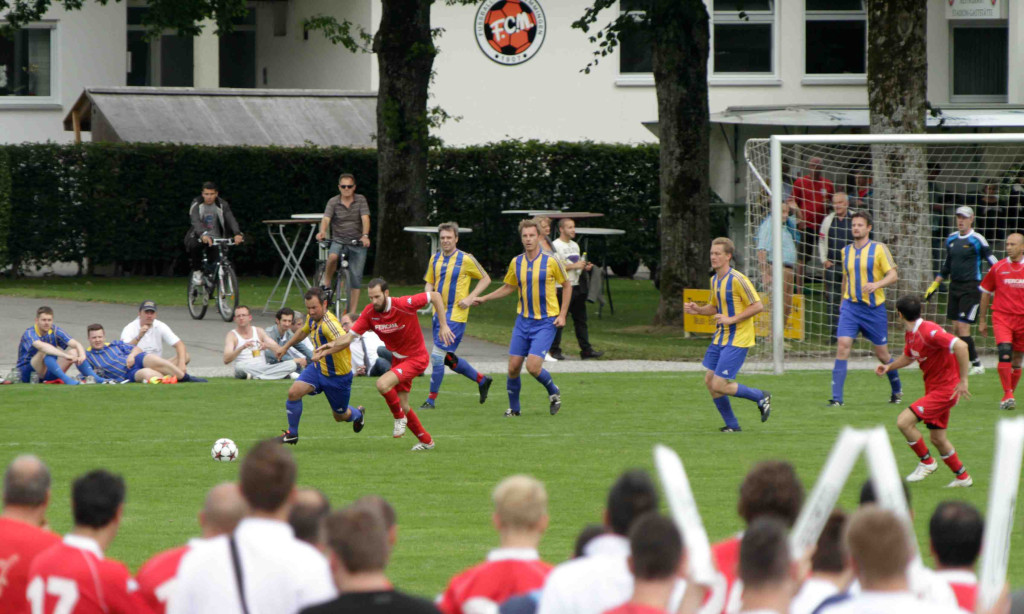 Dacher Fußball